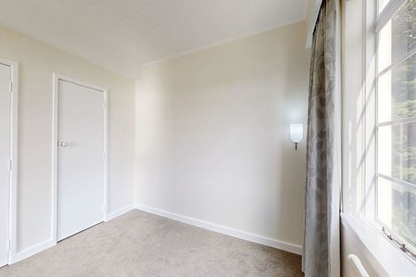 Photo of property in Wharenui Apartments, 274 Oriental Parade, Oriental Bay, Wellington, 6011