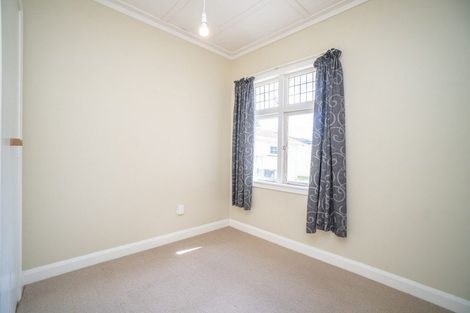 Photo of property in 19 South Street, West End, Palmerston North, 4410