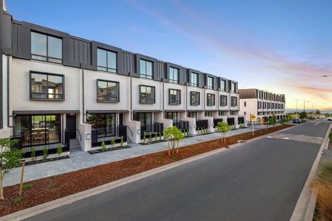 Photo of property in 5b Windlass Street, Long Bay, Auckland, 0630