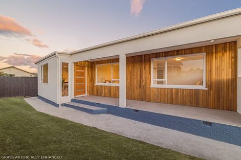 Photo of property in 26 Donnington Street, Parklands, Christchurch, 8083