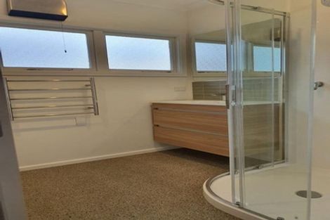 Photo of property in 15 Waimea Road, Nelson South, Nelson, 7010