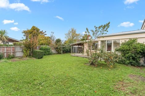Photo of property in 2/64a Toorak Avenue, Avonhead, Christchurch, 8042