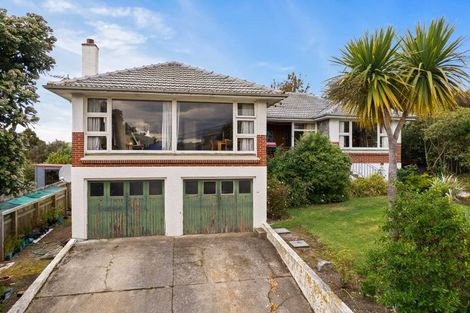Photo of property in 15 Middleton Road, Kew, Dunedin, 9012