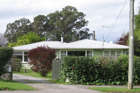 Photo of property in 3 Fourth Street, Lansdowne, Masterton, 5810