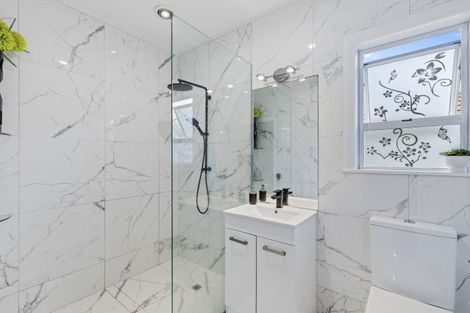 Photo of property in 17 Exeter Street, Brooklands, New Plymouth, 4310