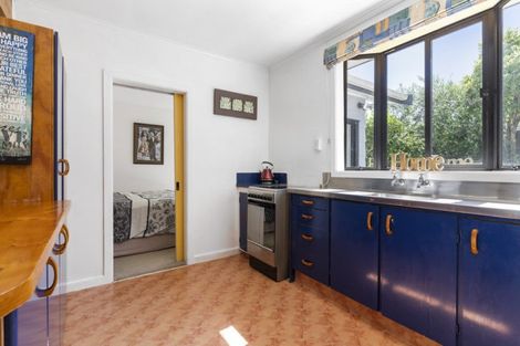 Photo of property in 128 Avalon Place, Whangamata, 3620