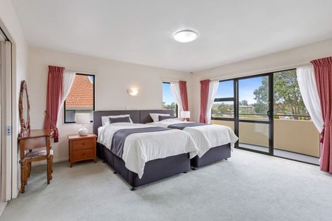 Photo of property in 17 Rosebay Rise, Henderson, Auckland, 0610