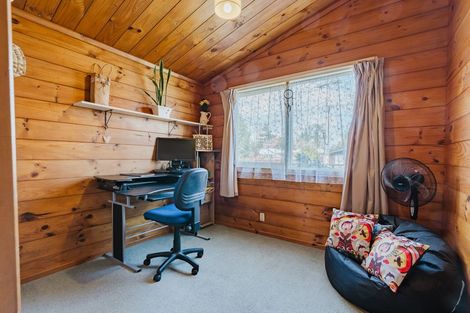 Photo of property in 17 Anthony Crescent, Bader, Hamilton, 3206