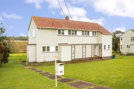 Photo of property in 87-89 Beresford Street, Bayswater, Auckland, 0622