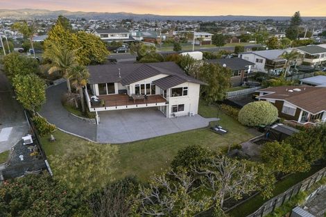 Photo of property in 37 Brookfield Terrace, Brookfield, Tauranga, 3110