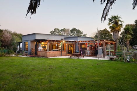 Photo of property in 331 Athlone Drive, Cambridge, 3434