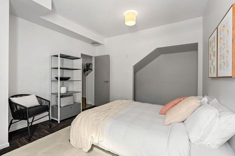 Photo of property in 33 Karo Drive, Te Aro, Wellington, 6011