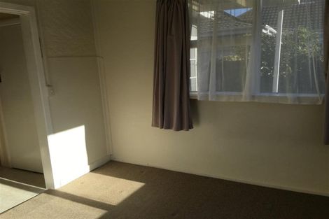 Photo of property in 5 Park Road, Paraparaumu Beach, Paraparaumu, 5032