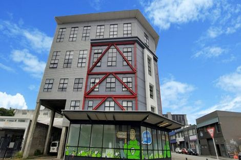 Photo of property in Urbane Apartments, 15/29 Webb Street, Mount Cook, Wellington, 6011