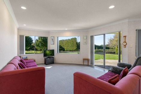 Photo of property in 24 Julian Road, Onemana, Whangamata, 3691