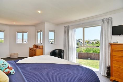 Photo of property in 1 Limes Avenue, Parklands, Christchurch, 8083