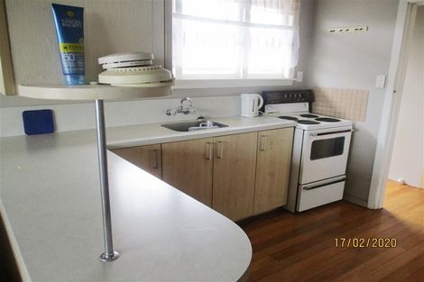 Photo of property in 92 Frensham Crescent, Woolston, Christchurch, 8062