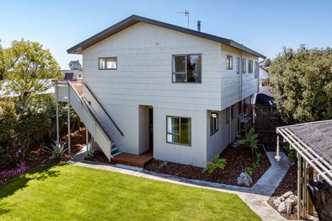 Photo of property in 6 Giblin Street, Richmond, 7020