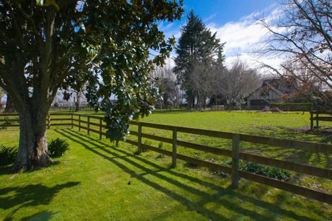 Photo of property in 166 Saint Kilda Road, Cambridge, 3493