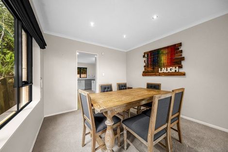 Photo of property in 1 Waldorf Crescent, Orewa, 0931