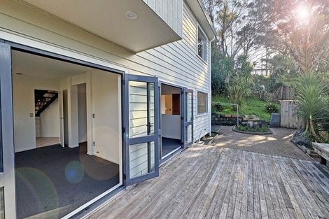 Photo of property in 35 John Court Street, Birkenhead, Auckland, 0626