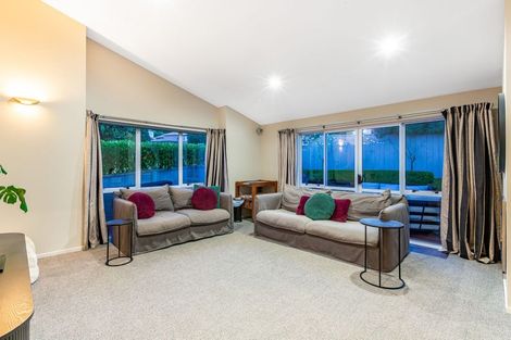Photo of property in 11 Te Puia Drive, Aotea, Porirua, 5024