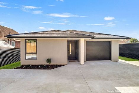 Photo of property in 51a Selwyn Crescent, College Estate, Wanganui, 4500