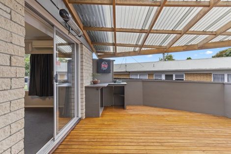 Photo of property in 3 Cardiff Street, Pukekohe, 2120