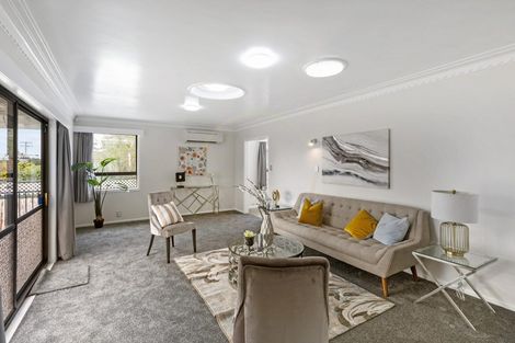 Photo of property in 14 Clayton Road, Manurewa, Auckland, 2102