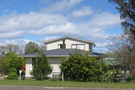 Photo of property in 127 Rickit Street, Taupo, 3330