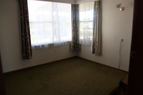 Photo of property in 173 Tukapa Street, Westown, New Plymouth, 4310