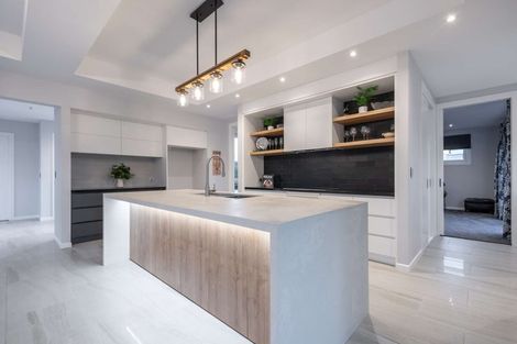 Photo of property in 1 Moemoea Place, Cambridge, 3434