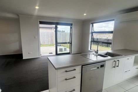 Photo of property in 37 Pragma Rise, Huntington, Hamilton, 3210