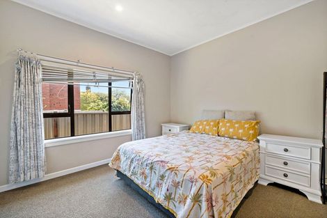 Photo of property in 25 Fairview Road, Papatoetoe, Auckland, 2025