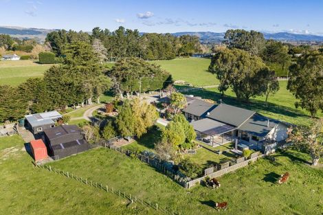 Photo of property in 34 Hazelhurst Line, Kelvin Grove, Palmerston North, 4470