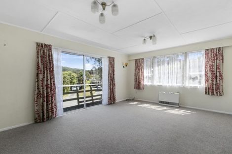 Photo of property in 26 Mataura Grove, Wainuiomata, Lower Hutt, 5014