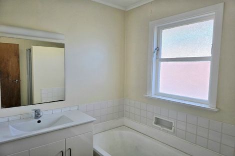 Photo of property in 7 Boothby Grove, Fairfield, Lower Hutt, 5011