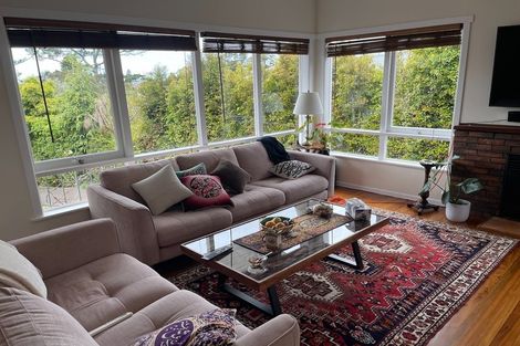 Photo of property in 111 Carlisle Road, Torbay, Auckland, 0632