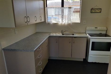 Photo of property in 1/85 Luanda Drive, Ranui, Auckland, 0612