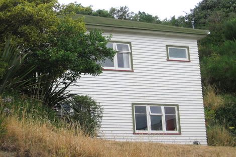 Photo of property in 56 Jackson Street, Island Bay, Wellington, 6023