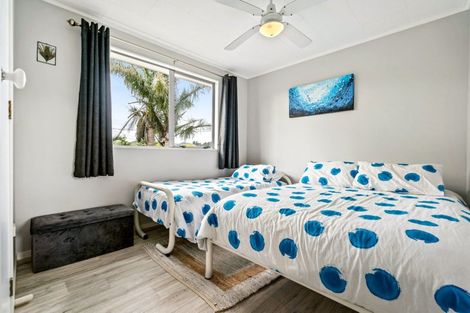 Photo of property in 143 Oakura Road, Oakura, Hikurangi, 0184