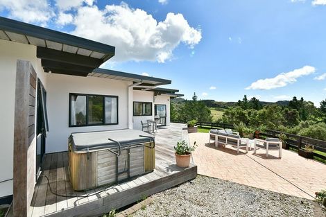 Photo of property in 436 Kanohi Road, Kaukapakapa, 0873