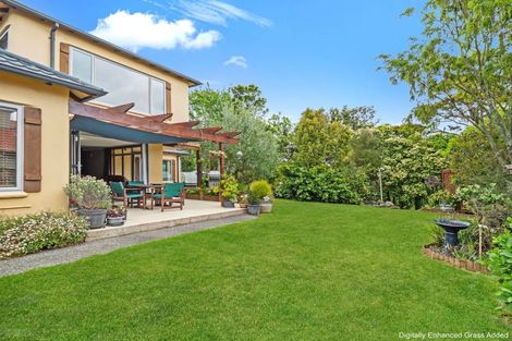 Photo of property in 29 La Lena Grove, Fitzherbert, Palmerston North, 4410