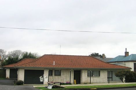 Photo of property in 1/10 Onslow Road, Papakura, 2110