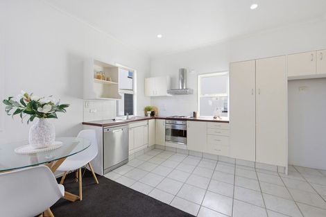 Photo of property in 9b Crohane Place, Addington, Christchurch, 8024