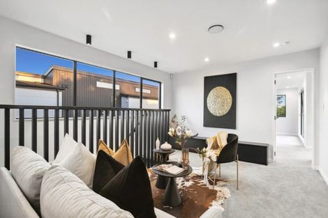 Photo of property in 22 Pukeko Road, Hobsonville, 0616