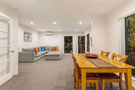 Photo of property in 2/54 Granville Drive, Massey, Auckland, 0614