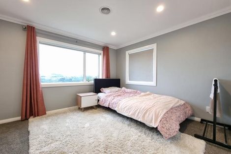 Photo of property in 25 Sandybrow, Churton Park, Wellington, 6037