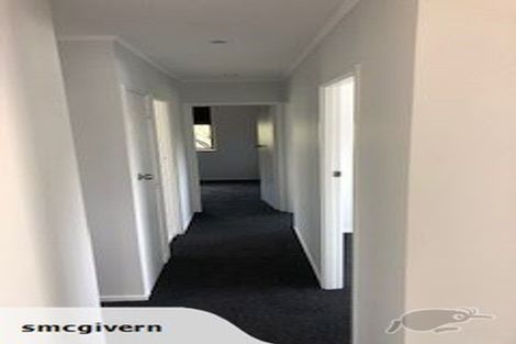 Photo of property in 32 Pisces Road, Glen Eden, Auckland, 0602