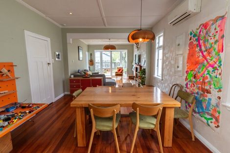 Photo of property in 35 Ellesmere Avenue, Miramar, Wellington, 6022